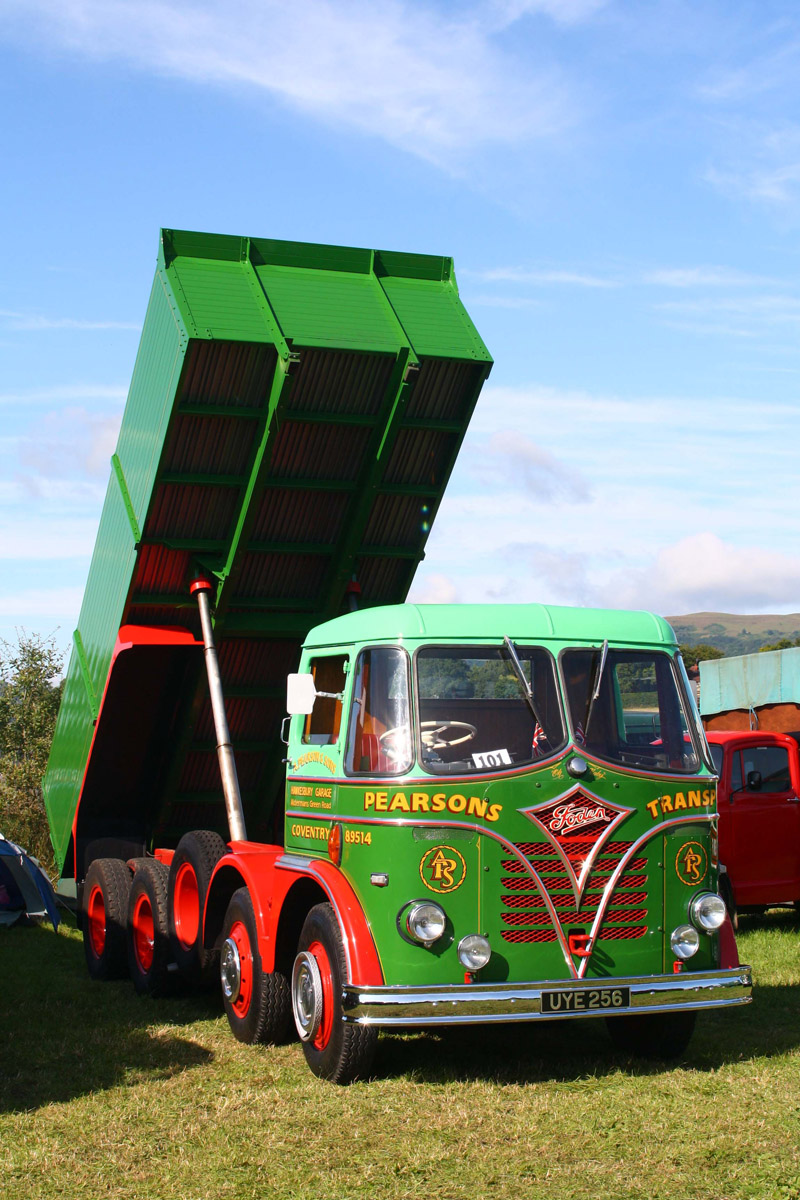 Foden UYE256
